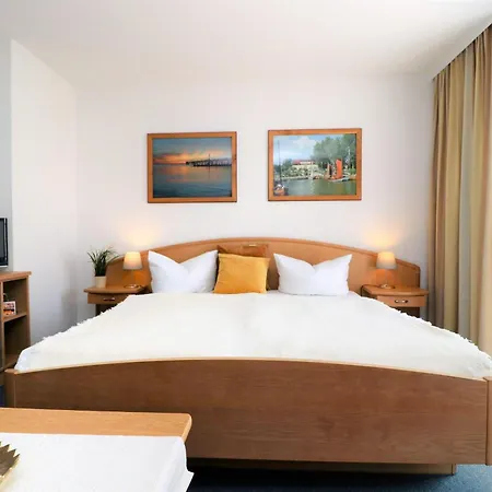 Apartment Ferienzimmeranlage Deutsches Haus Deutsches Haus App 24 Wustrow (Fischland)